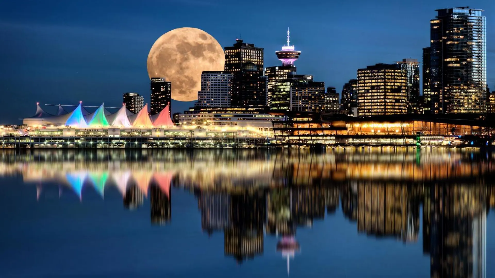 Downtown Mountain And City Views Vancouver 0*,